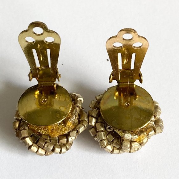 Vintage Gold Beaded Clip On Earrings Bead Cluster 70s Taiwan Hand Knotted - Picture 6 of 10